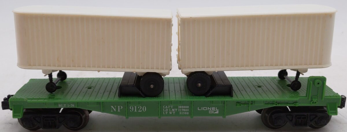 Lionel 6-9120 O Gauge Northern Pacific Flatcar w/ 2 Vans EX