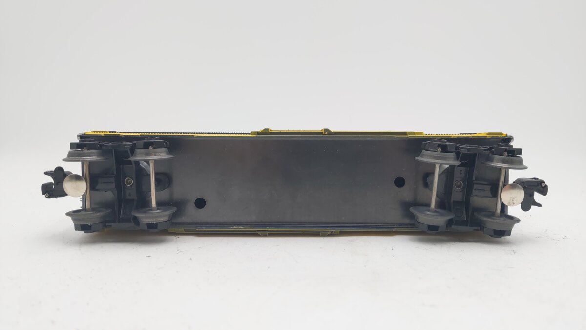 Lionel 6-9426 O Gauge Chesapeake & Ohio Boxcar #9426 EX