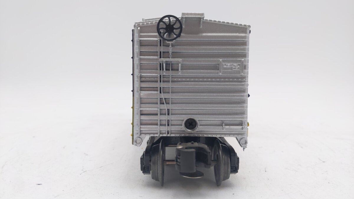 Lionel 6-9426 O Gauge Chesapeake & Ohio Boxcar #9426 EX
