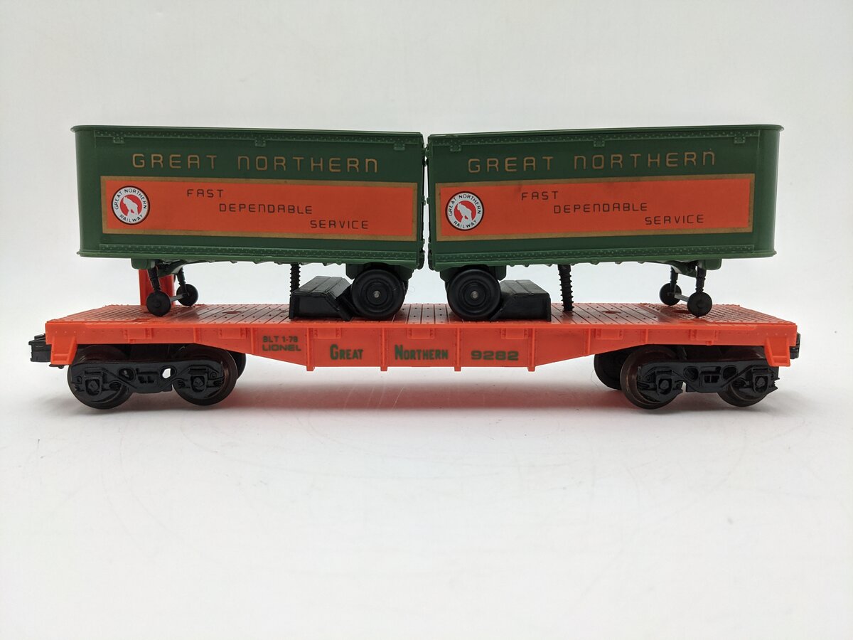 Lionel 6-9282 O Gauge Great Northern Flatcar #9282 with Trailers EX/Box