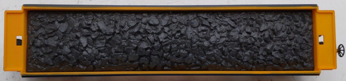 Lionel 6-6100 O Gauge Ontario Northland Uncovered Quad Hopper w/ Coal load EX/Box