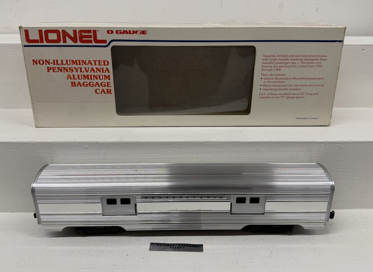 Lionel 6-9570 O Gauge Pennsylvania Railway Express Aluminum Baggage Car EX/Box