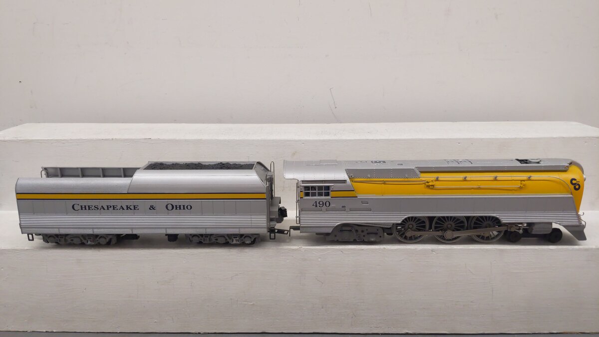 Lionel 6-18043 O Chesapeake & Ohio Streamlined Hudson & Tender #490 with RSII VG/Box