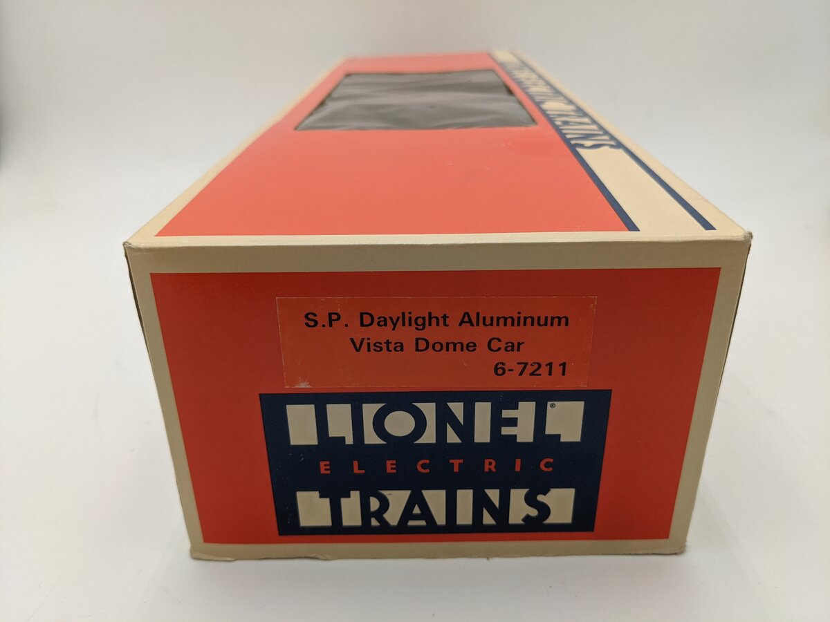 Lionel 6-7211 O Gauge Southern Pacific Daylight Aluminum Vista Dome Car EX/Box