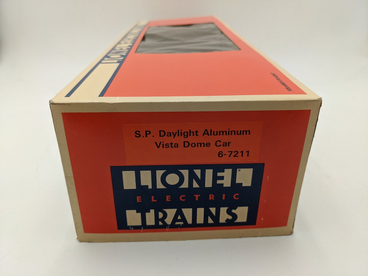 Lionel 6-7211 O Gauge Southern Pacific Daylight Aluminum Vista Dome Car EX/Box