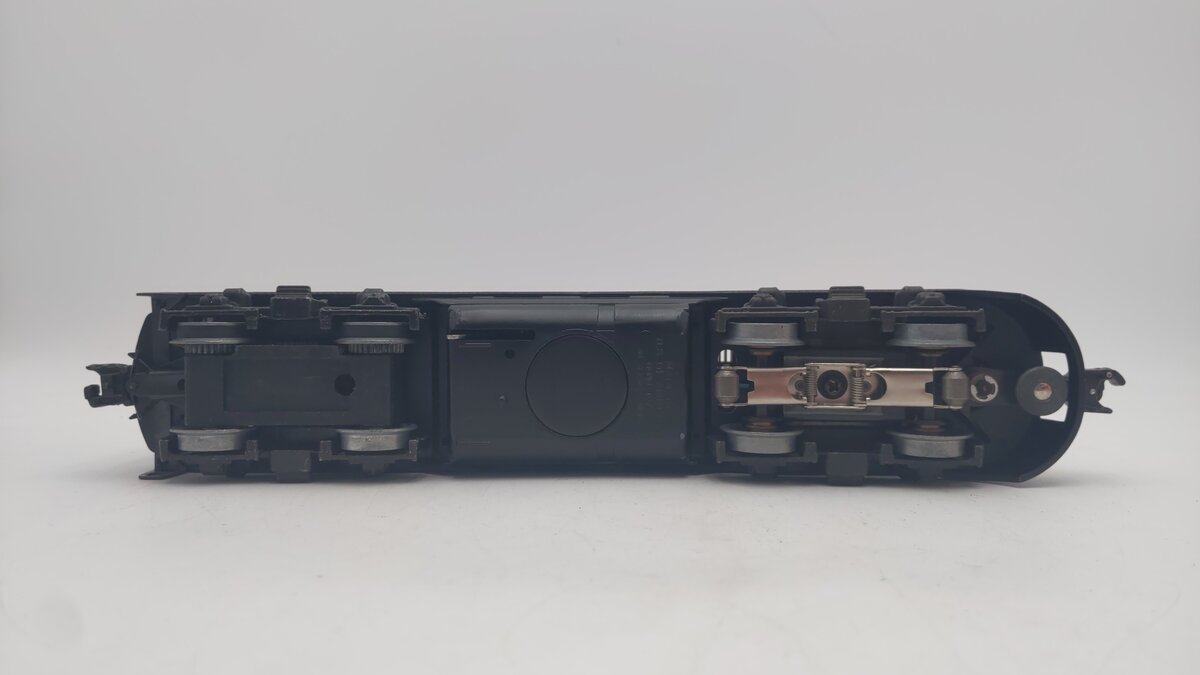 Lionel 6-8365 O Canadian Pacific F3 A Powered Diesel Locomotive EX/Box