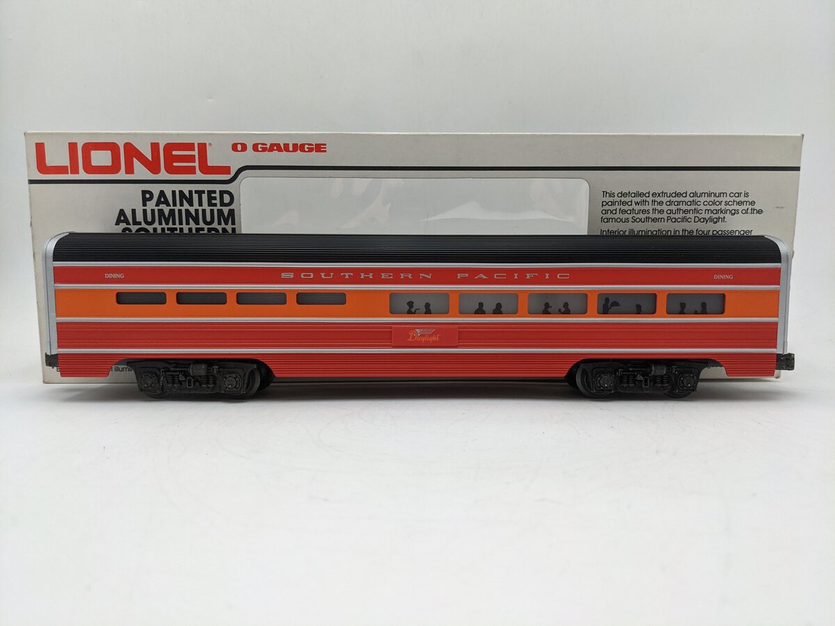 Lionel 6-7204 O Gauge Southern Pacific Daylight Aluminum Dining Car EX/Box