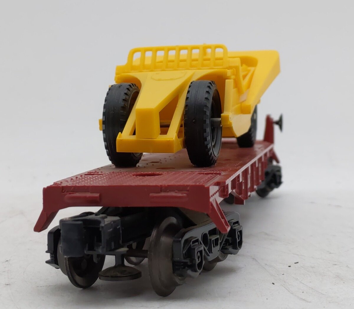 Lionel 6-9121 Louisville & Nashville Flatcar with Dozer & Scraper EX