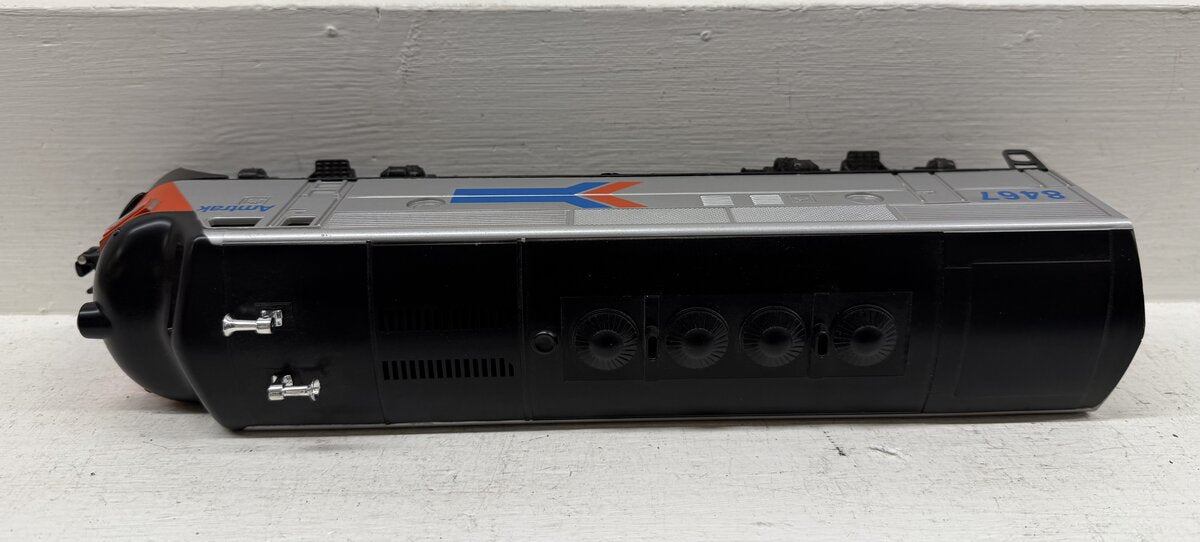 Lionel 6-8467 O Amtrak F3A Non-Powered Diesel Locomotive EX/Box