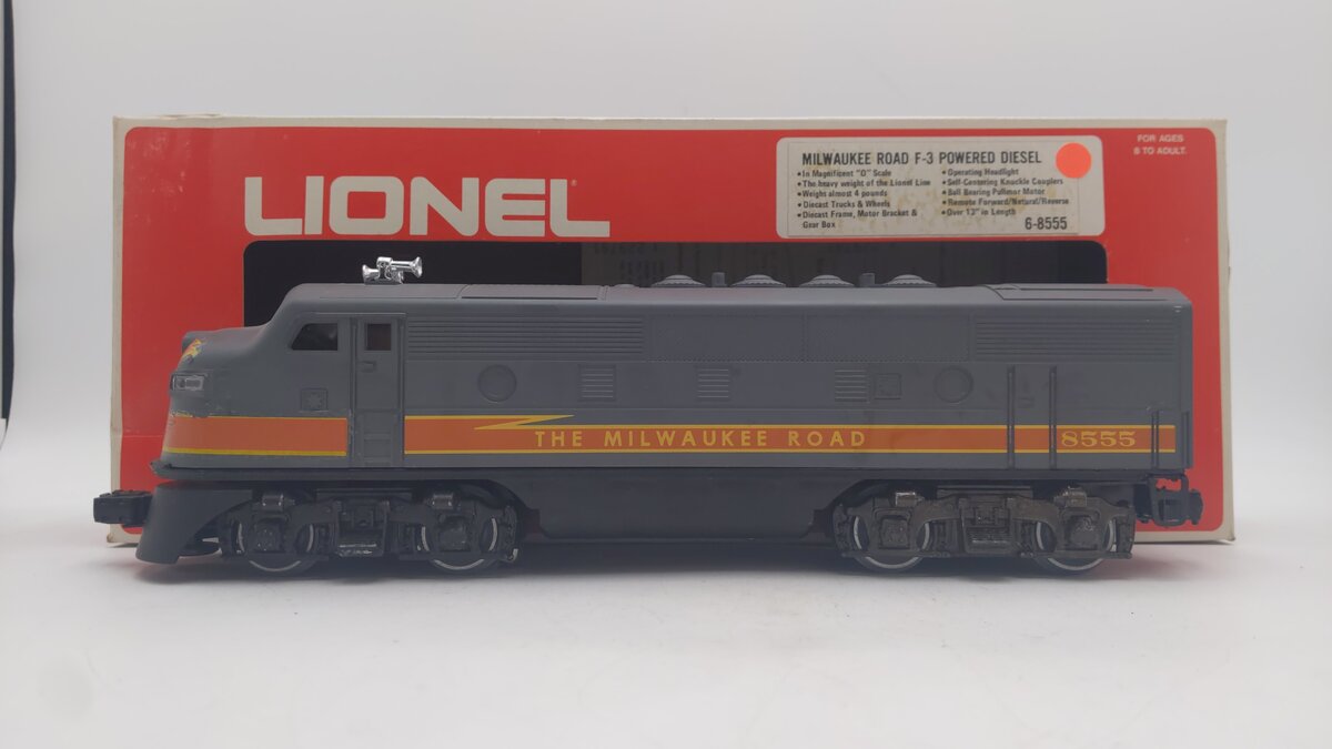 Lionel 6-8555 O Gauge Milwaukee Road F-3 Powered A Unit Diesel Locomotive EX/Box