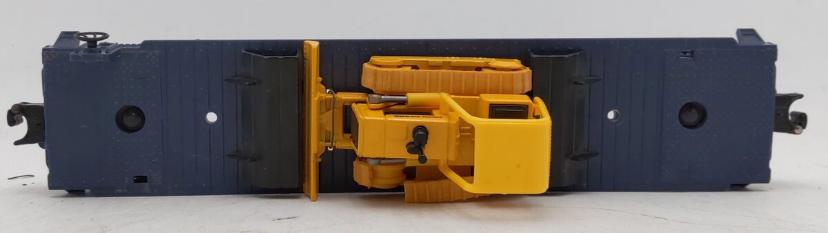 Lionel 6-9157 Chesapeake & Ohio Flatcar W/ Bulldozer EX