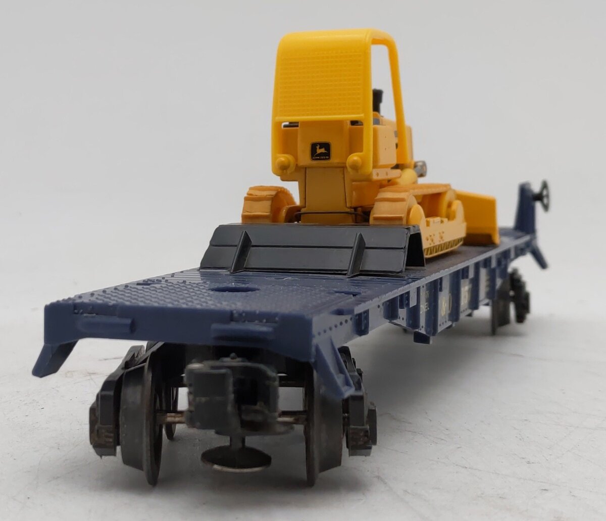Lionel 6-9157 Chesapeake & Ohio Flatcar W/ Bulldozer EX