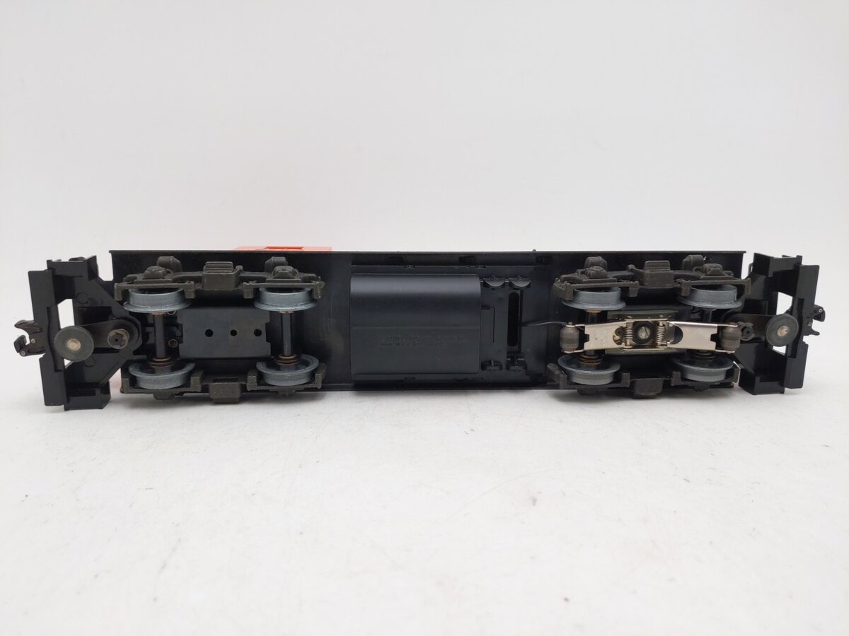 Lionel 6-8254 O Gauge Illinois Central GP-9 Dummy Diesel Locomotive EX