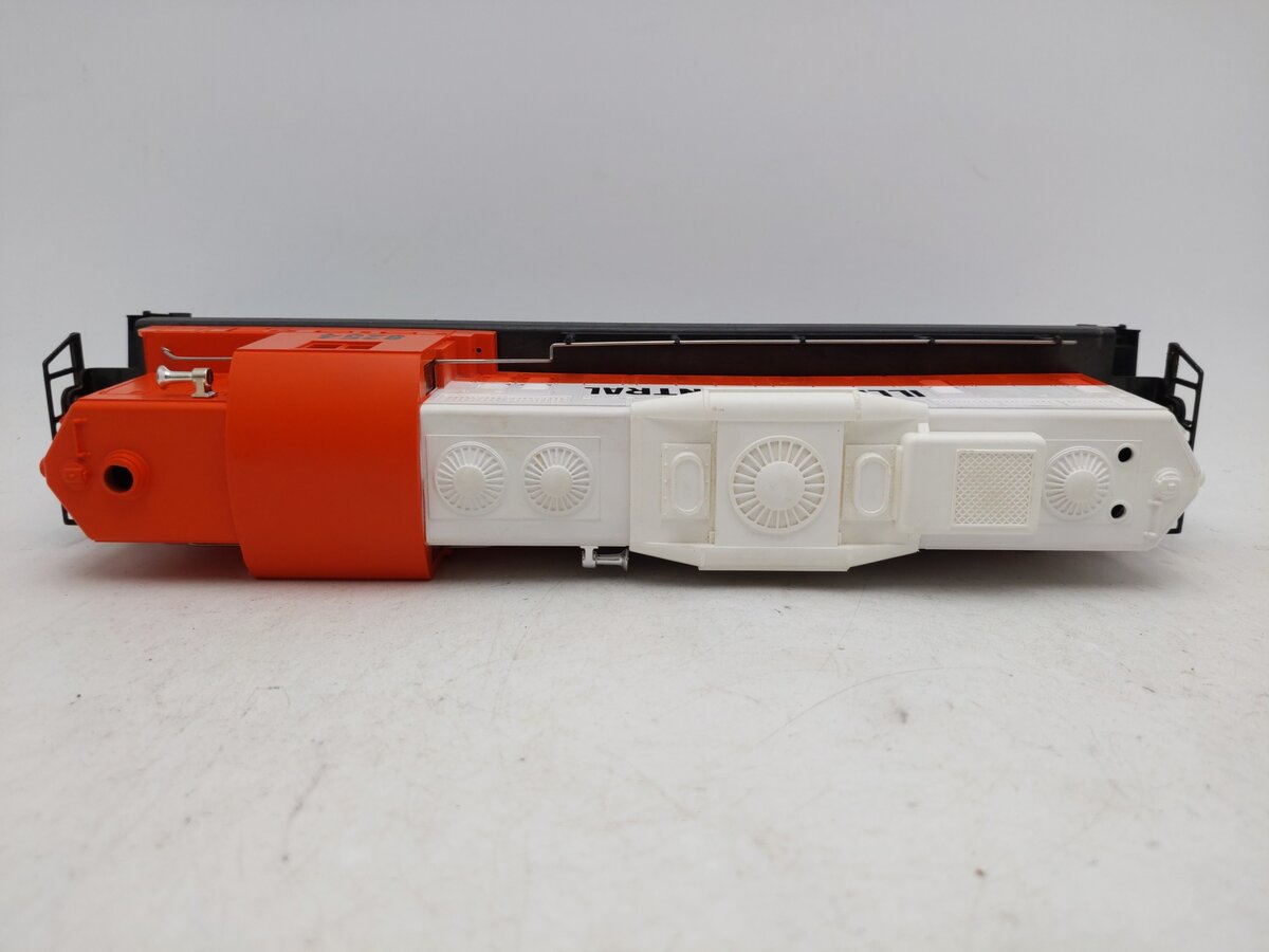 Lionel 6-8254 O Gauge Illinois Central GP-9 Dummy Diesel Locomotive EX