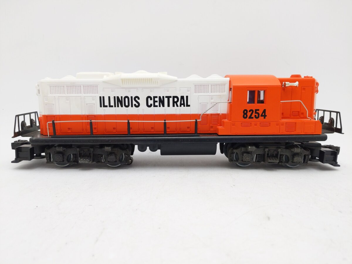 Lionel 6-8254 O Gauge Illinois Central GP-9 Dummy Diesel Locomotive EX