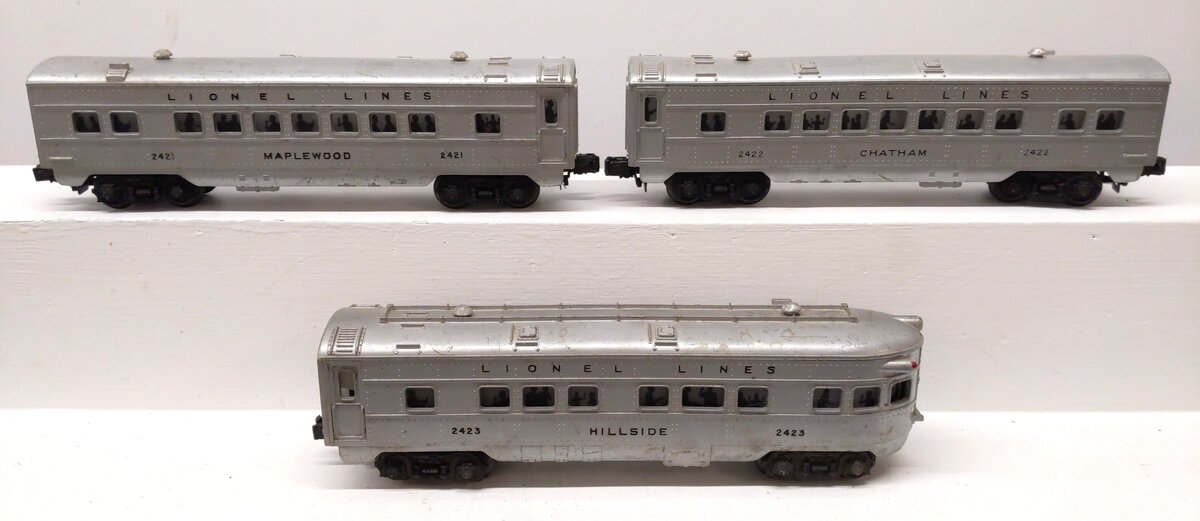 Lionel 2421S Vintage O Lionel Lines 2421, 2422, 2423 Passenger Cars: (Set of 3) VG