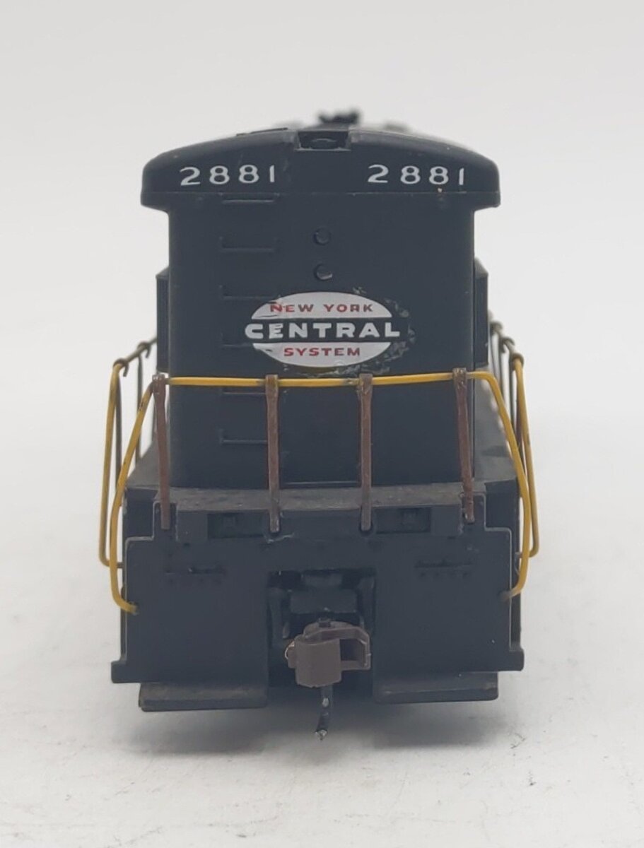 HO Scale NYC Diesel Locomotive #2881 - Custom