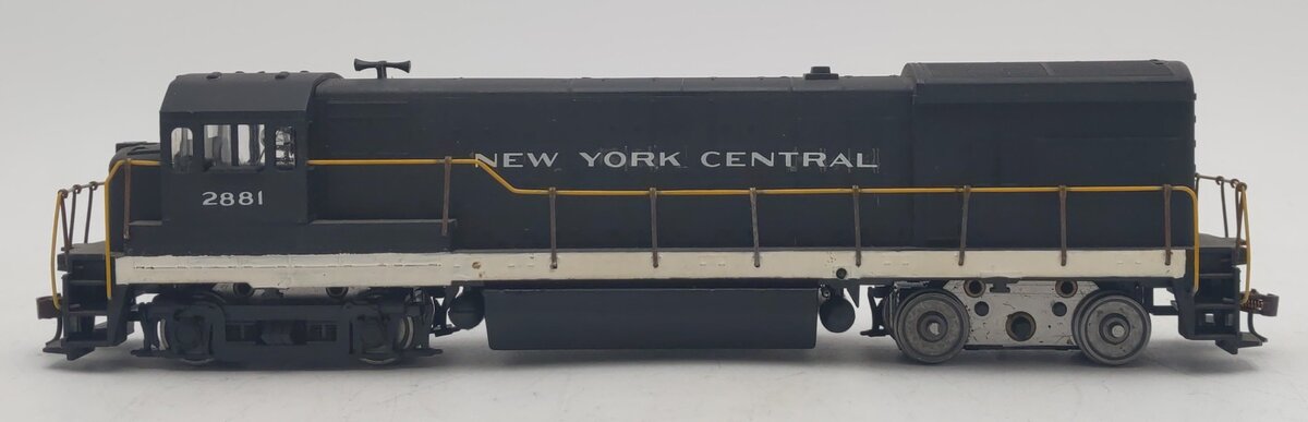 HO Scale NYC Diesel Locomotive #2881 - Custom