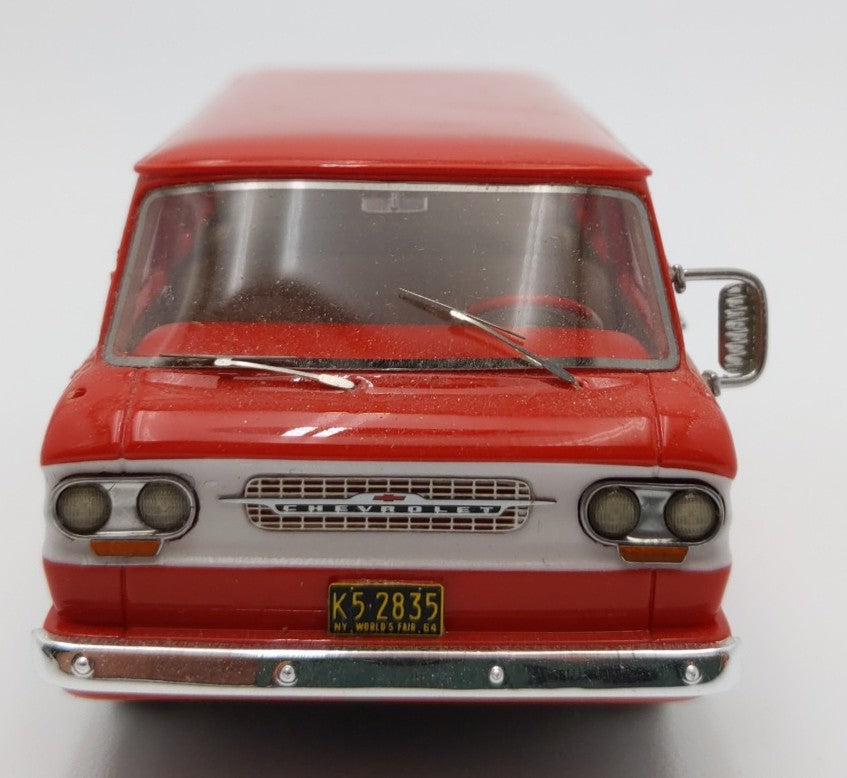 NEO 46525 1:43 Chevrolet Corvair Window Van Rot/Weiss EX