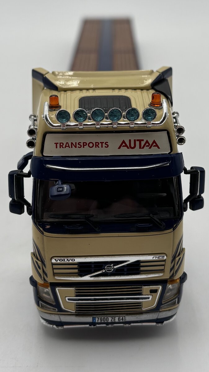 WSI 9760 1:50 Autaa France-Volvo FH 8x4 Telestepoplegger LN/Box