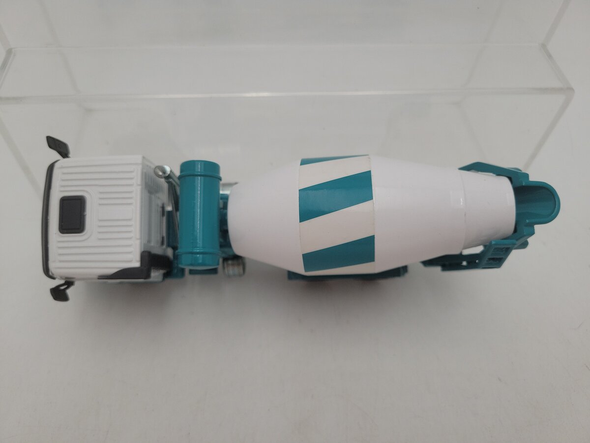 Joal 336 1:50 Scale White & Green Volvo FH12-420 Die-Cast Cement Mixer EX/Box