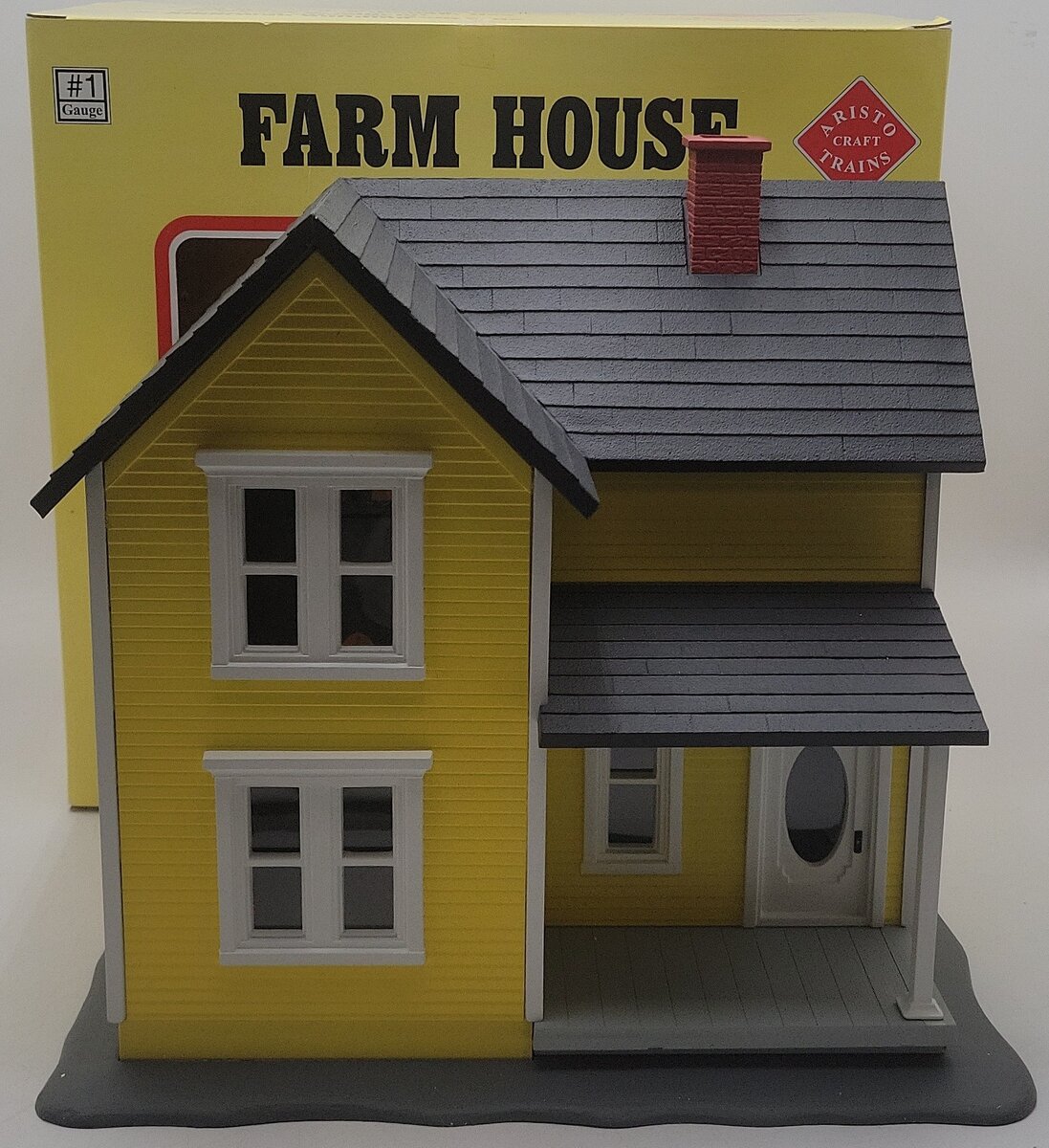 Aristo-Craft ART-7203 "G" Scale Farm House Yellow With White Trim EX/Box