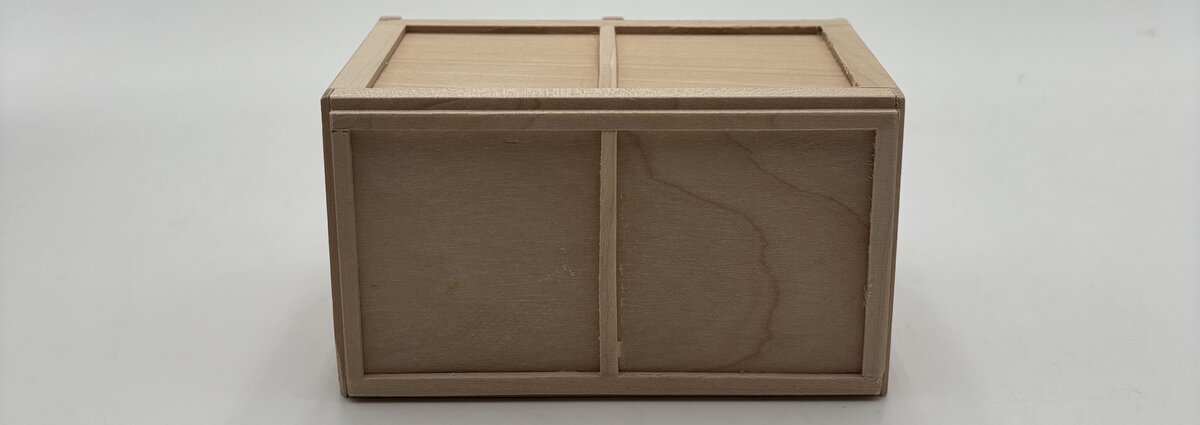 WSI 1:50 Crate 4 1/2" x 2 1/2" x 2 3/4" LN/Box