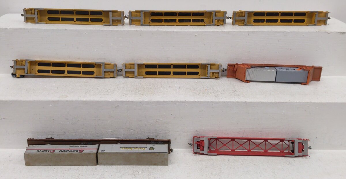 Athearn & Other HO Scale Assorted Freight Cars [8] VG