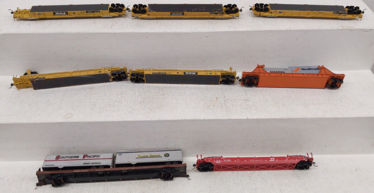 Athearn & Other HO Scale Assorted Freight Cars [8] VG