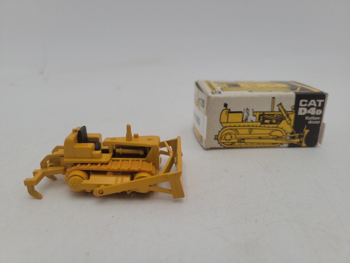 NZG 120 1:87 Scale Yellow Caterpillar D4D Dozer W/Ripper & Plow Die Cast Model EX/Box