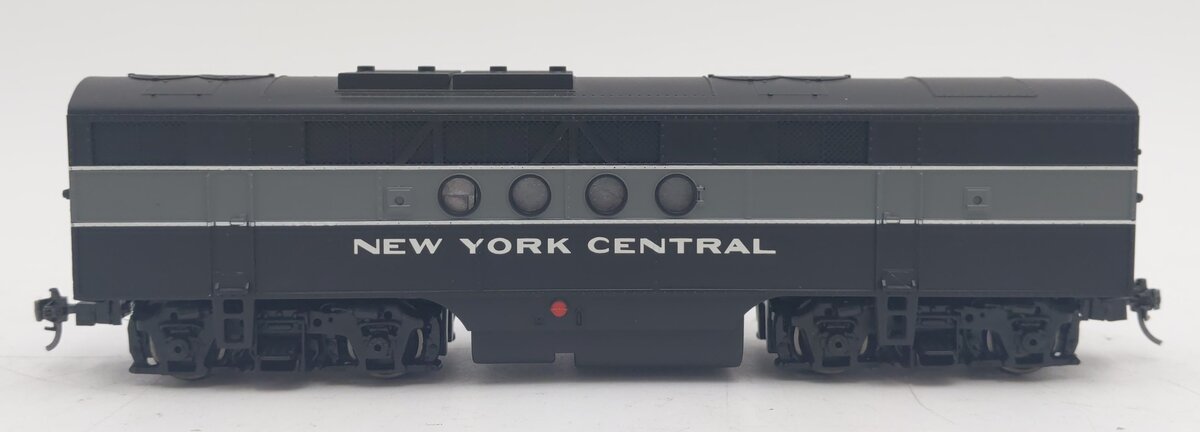 Bachmann HO Scale NYC Powered Diesel Locomotive B Unit EX