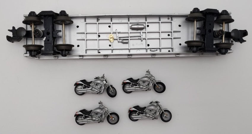 MTH 30-4131B O Gauge Harley-Davidson Flat Car with 4 V-Rod Bikes EX/Box