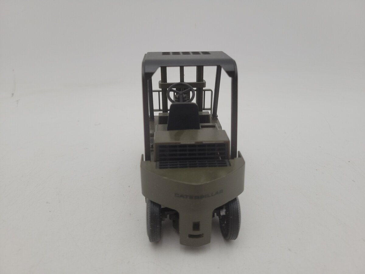 NZG 182 1:25 Scale Army Green Caterpillar V80E Fork Lift Truck Die Cast Model EX/Box