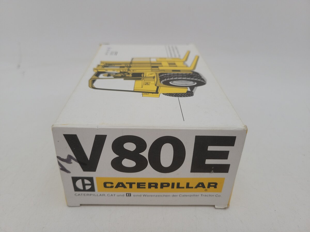 NZG 182 1:25 Scale Army Green Caterpillar V80E Fork Lift Truck Die Cast Model EX/Box
