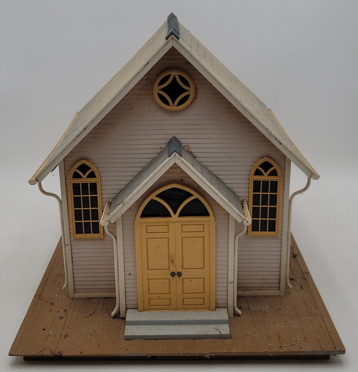 Aristo-Craft 7206 G Scale Church VG