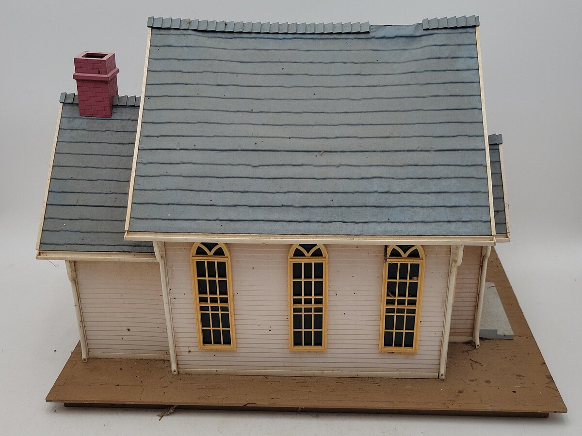 Aristo-Craft 7206 G Scale Church VG