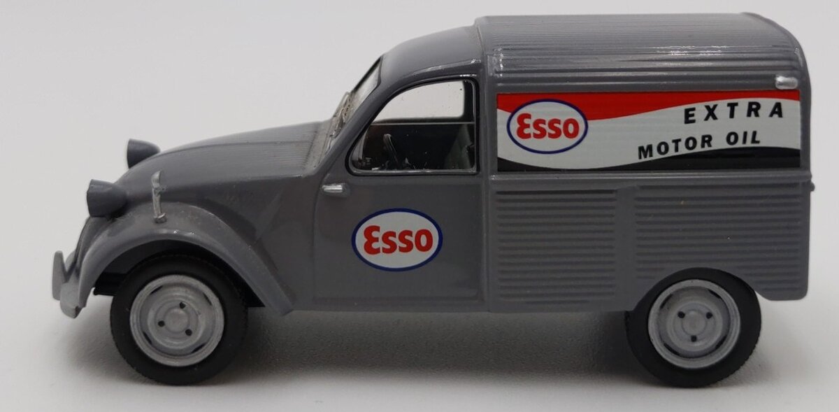 IXO Models 1:43 Scale Die-Cast Citroen 2CV "Esso Motor Oil" LN