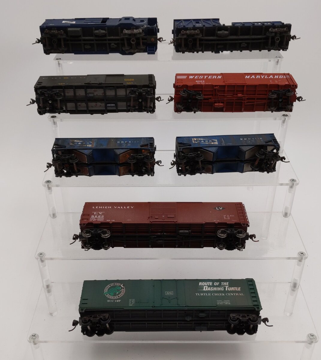 Branchline Trains & Other HO Scale Assorted Freight Cars [8] VG