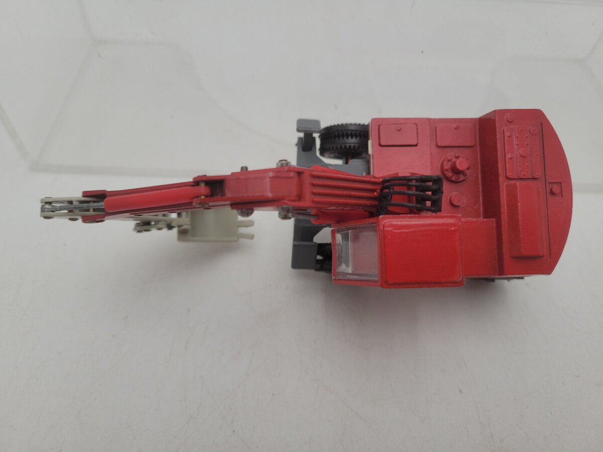 NZG 162 1:50 Scale Red O & K MH4 Mobile Wheel Excavator Die Cast Model EX/Box