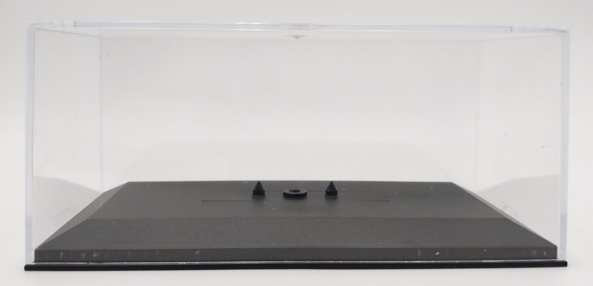 Minichamps 1:43 Scale Die-Cast 1967 BMW 2000 CS EX