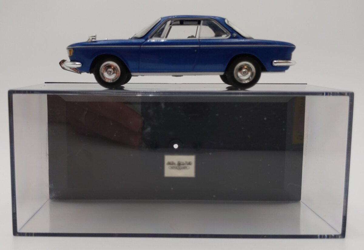 Minichamps 1:43 Scale Die-Cast 1967 BMW 2000 CS EX
