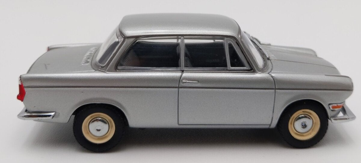 Minichamps 1:43 Scale Die-Cast 1962-1965 BMW 700 LS Sedan LN