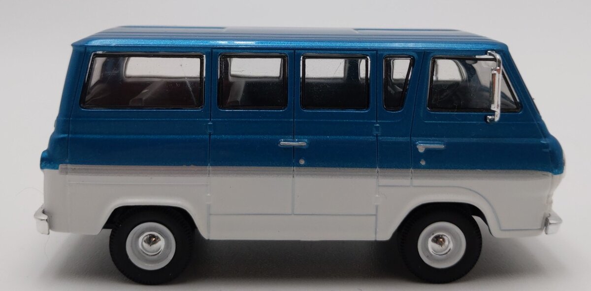 Whitebox WB284 1:43 Scale Die-Cast 1964 Ford Econoline Van EX