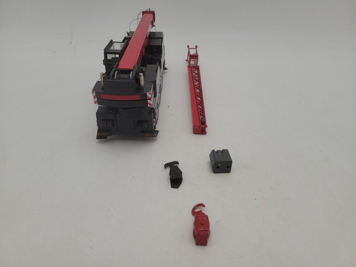 Conrad 110097 1:50 Scale Mammoet LTM 1060/2 Telescopic Crane Die Cast Model EX/Box