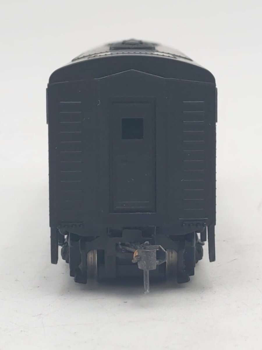 Bachmann 31222 HO New York Central EMD F7B Unit Powered Diesel Locomotive #2457 EX