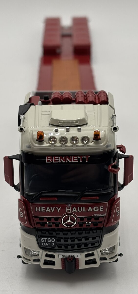 WSI 01-2741 1:50 Chris Bennett MB Arocs MP4 Big Space SLT 8x4 + Low Loader LN/Box