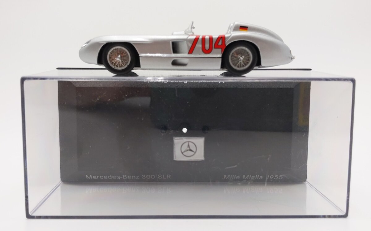 MiniChamps 1:43 Scale Die-Cast 1955 Mille Miglia Mercedes-Benz 300 SLR #704 EX