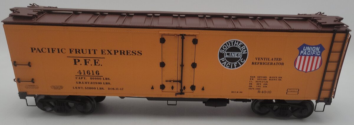 AMS AM32-503 G Scale Narrow Gauge PFE Double Herald Refrigerator Car #41616 EX/Box