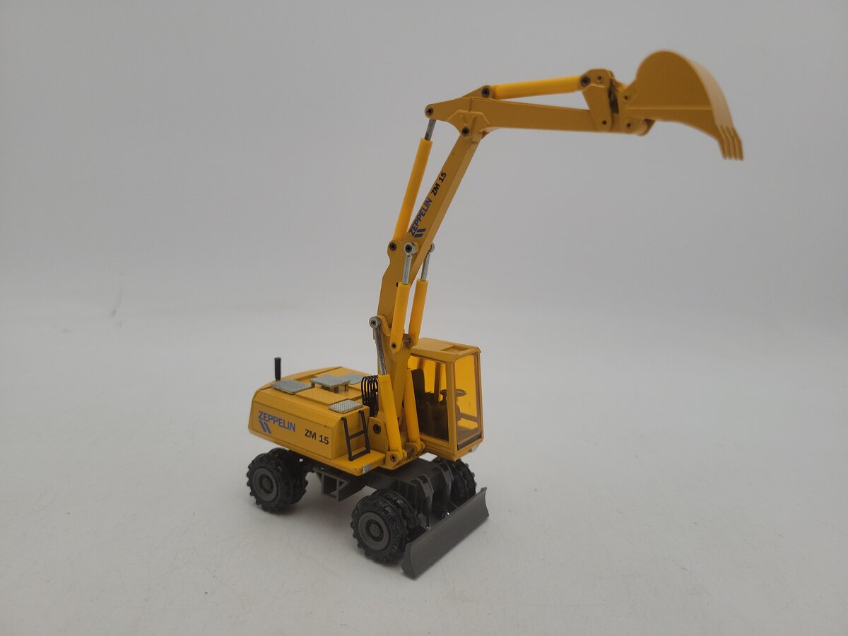 Conrad 2817 1:50 Scale Yellow Zeppelin ZM 15 Wheeled Mobile Excavator Diecast EX/Box