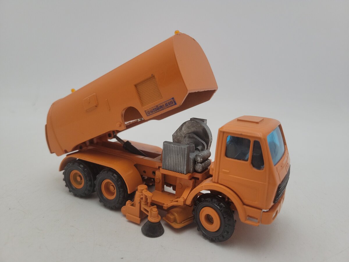 Conrad 3042 1:50 Scale Orange Schörling Street Sweeper Truck Diecast Model EX/Box